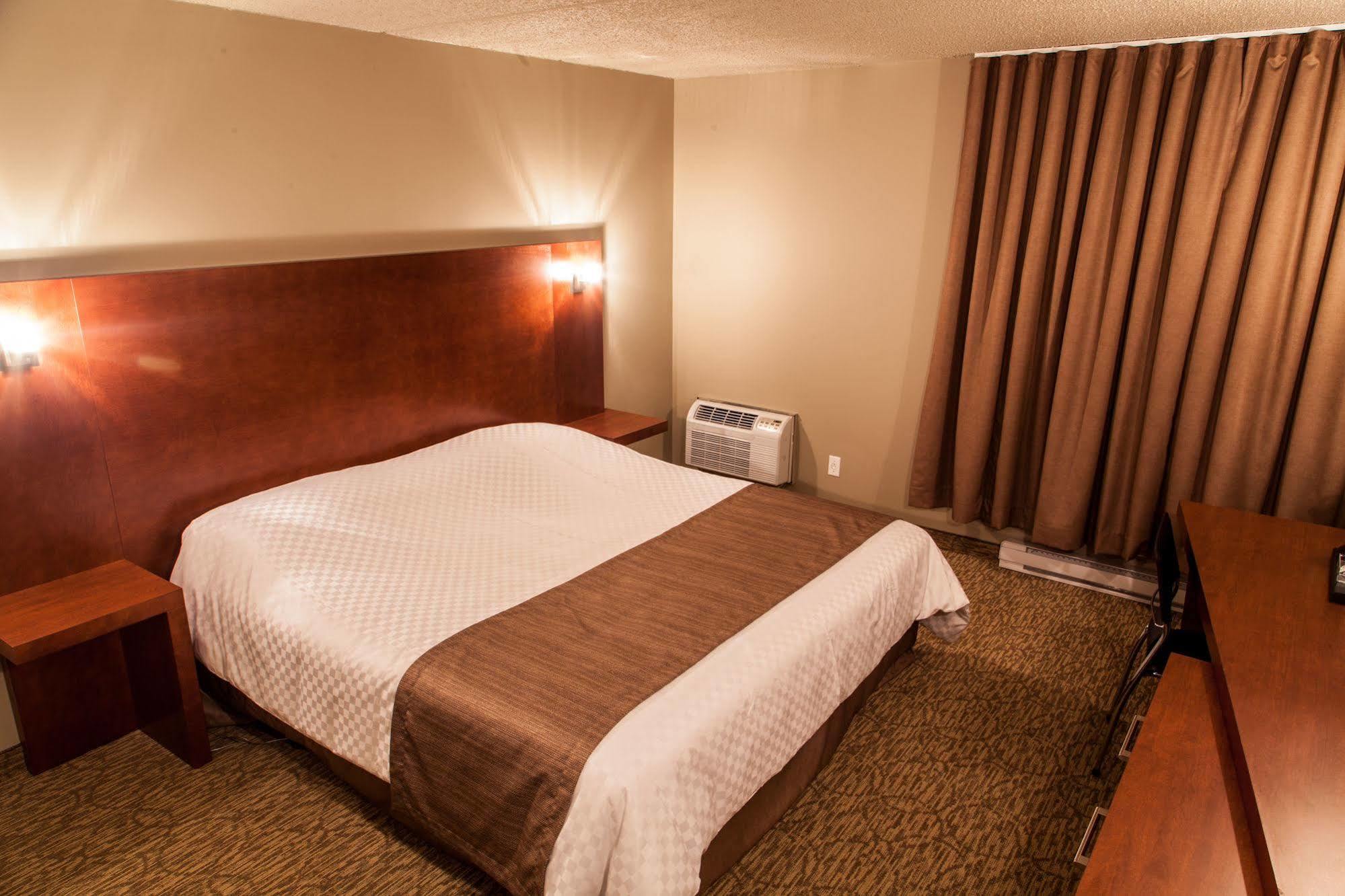 Motel Labarre Longueuil Exterior photo